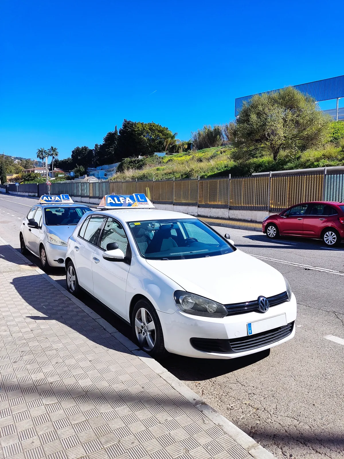 Recogida coche de autoescuela en Bello Horizonte Marbella